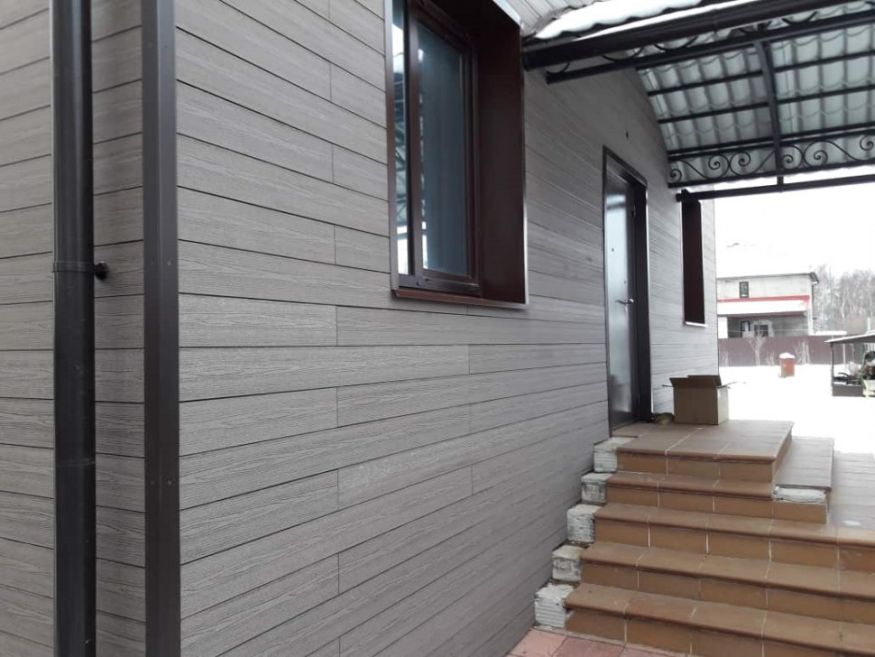 Сайдинг из ДПК NanoWood с тиснением и шлифовкой одной стороны в цвете Венге. купить в Нижнем Новгороде